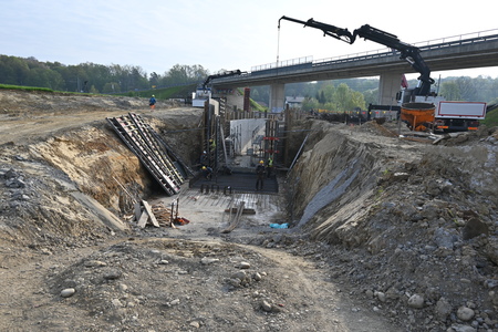 V Pavlovcih v teku gradnja podvoza za pešce in kolesarje