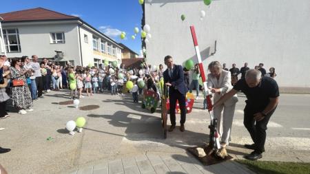 Gradnja prizidka in rekonstrukcija vrtca v Miklavžu pri Ormožu